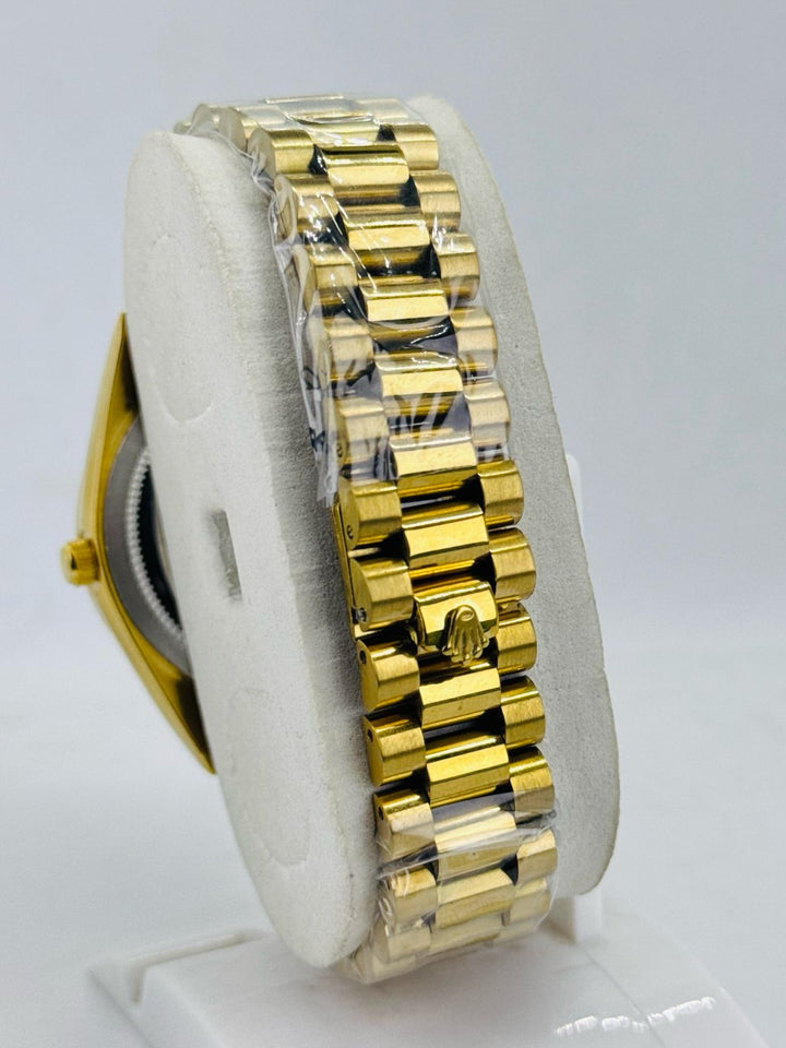 Rolex Datejust Gold (Black Dial)